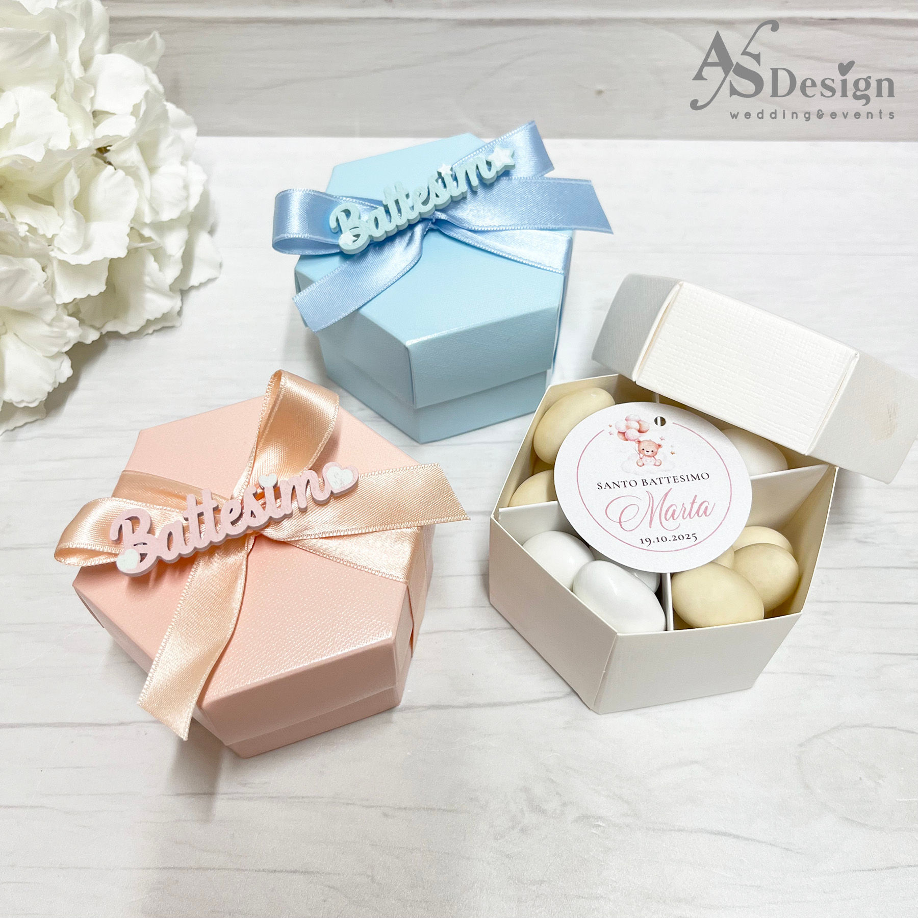 Bomboniera Scatola Esagonale con Confetti e Scritta Battesimo