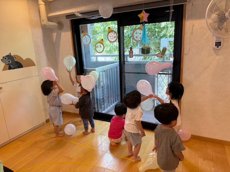 風船で遊んだよ🎈