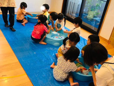 氷遊びをしました!