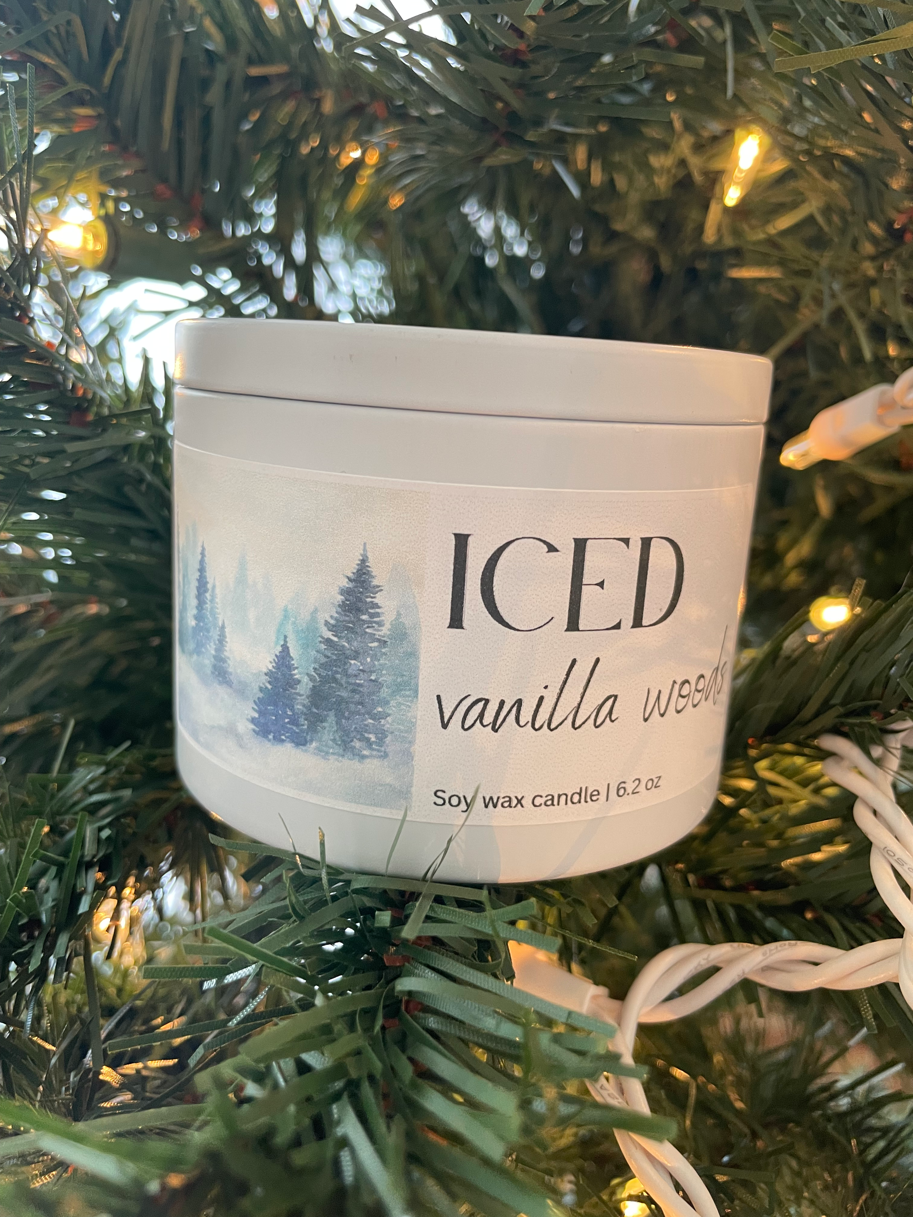 Iced Vanilla Woods Candle 