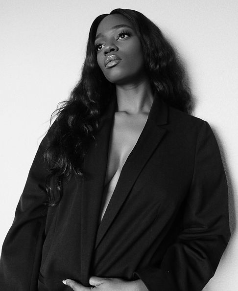 NADINE ABOUT PIC.JPG