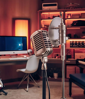 microphone-computer-musical-equipment-guitars-piano-home-recording-studio-concept.jpg