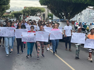 Vereador Nildo participa de caminhada em defesa das mulheres e reforça combate à violência