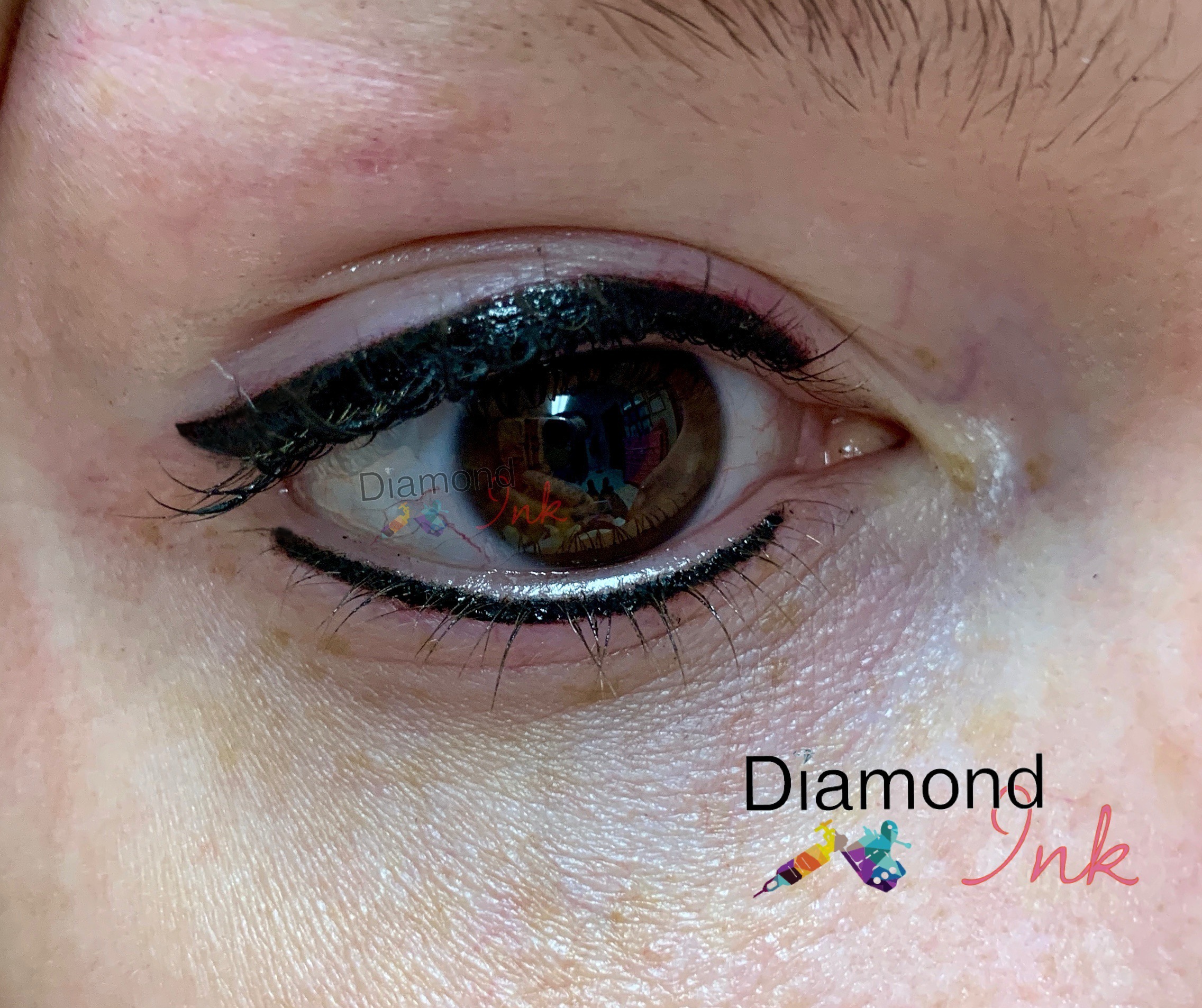 Dramatic liner