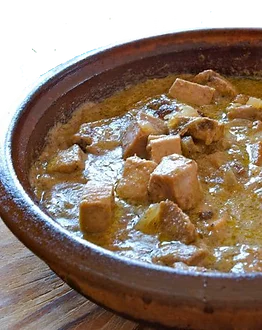 atún con salsa de vino y miel .webp