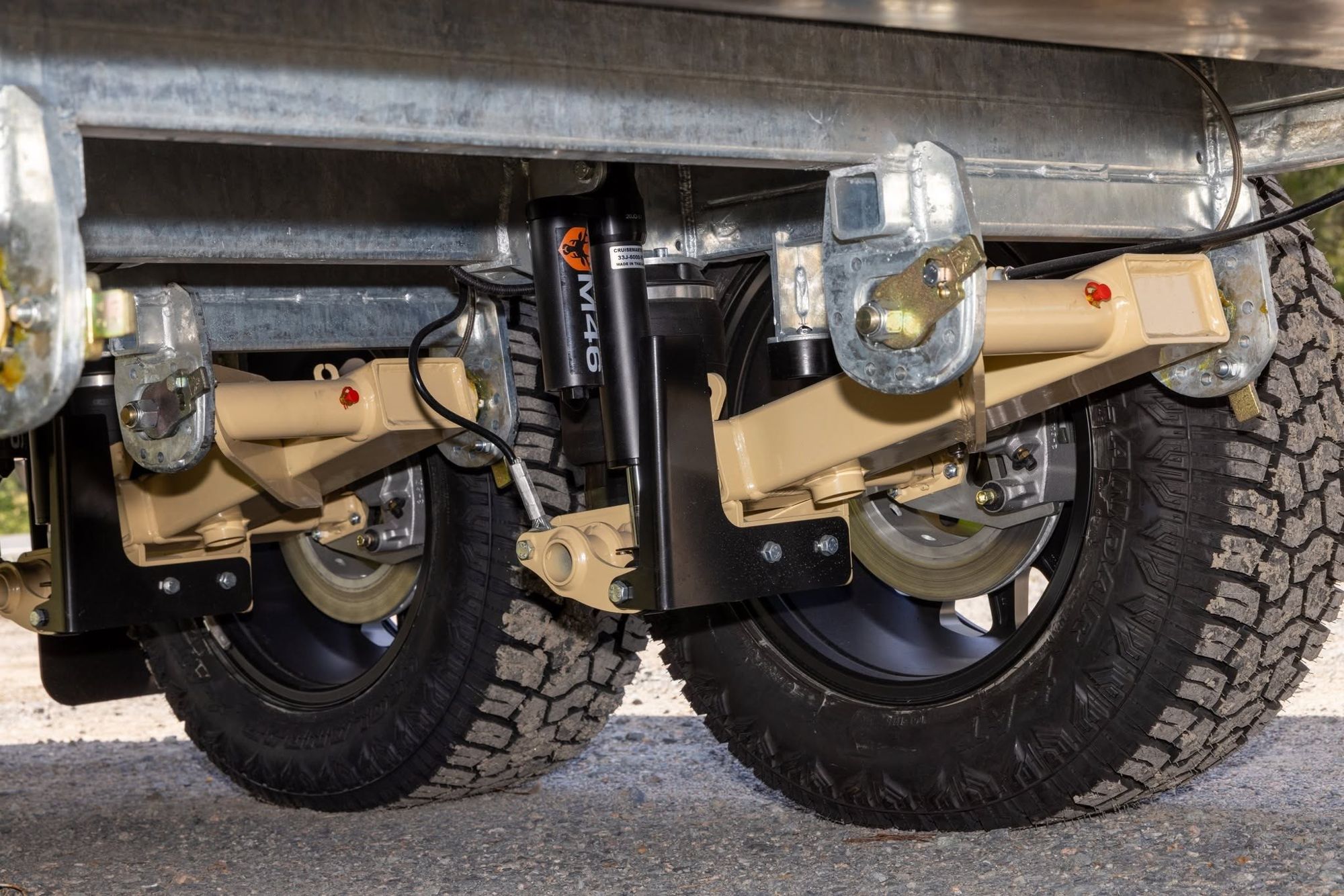 Trailing arms under a galvanised chassis