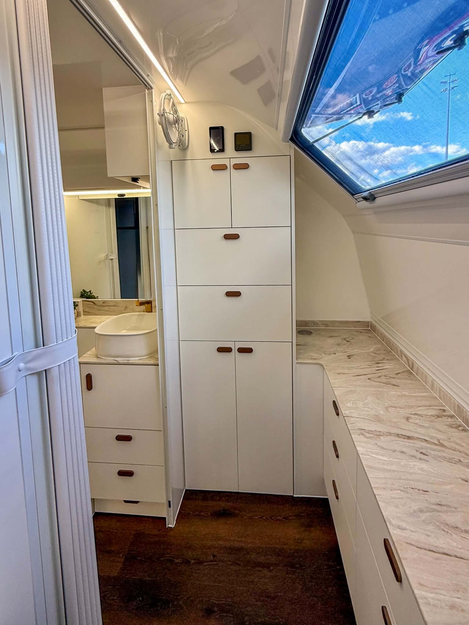 Front storage and ensuite