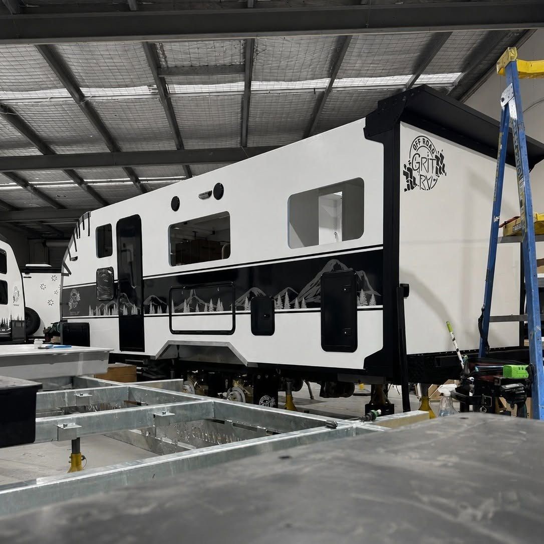 Composite body on the chassis