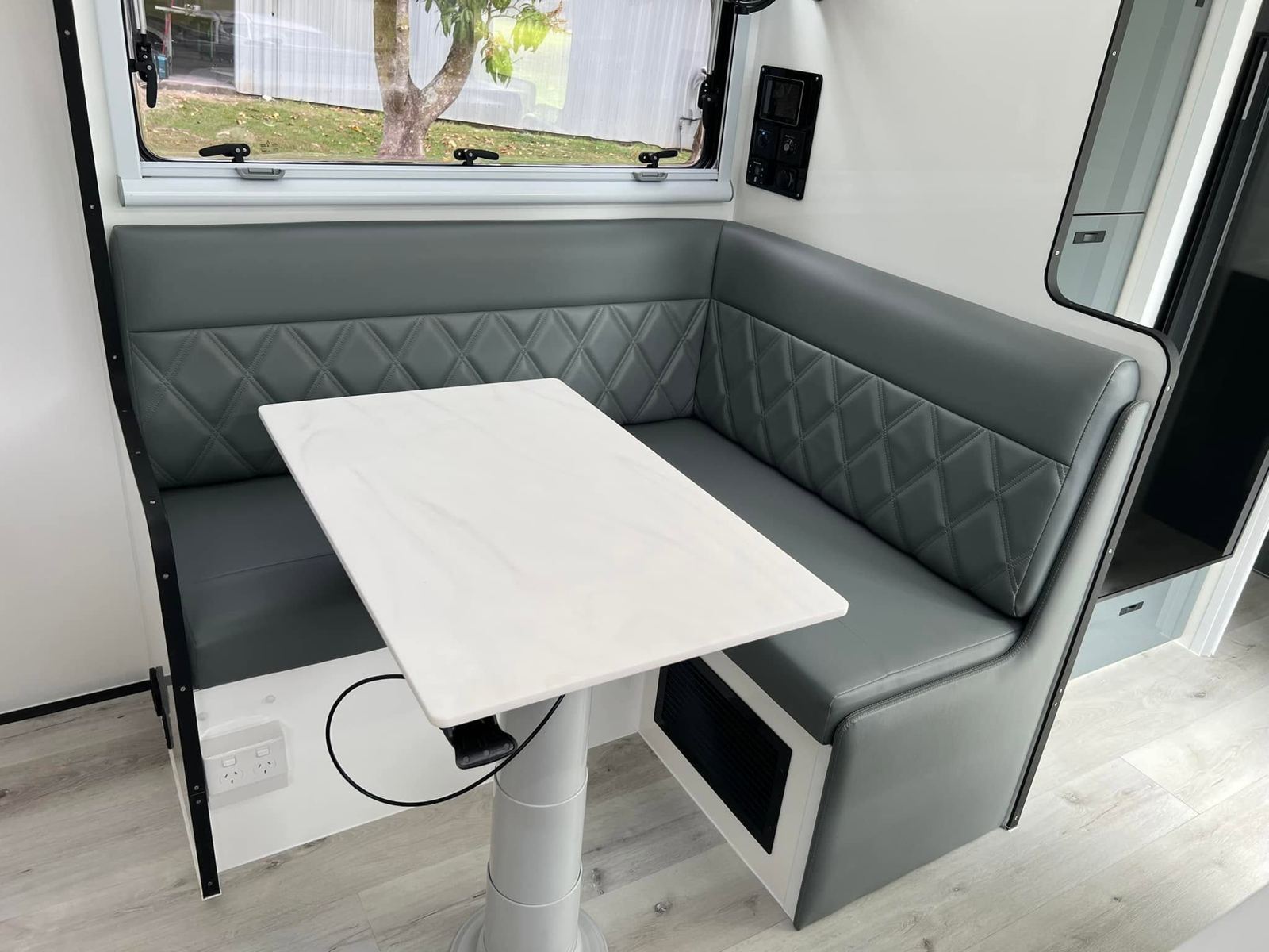 Grey diamond-stitch dinette