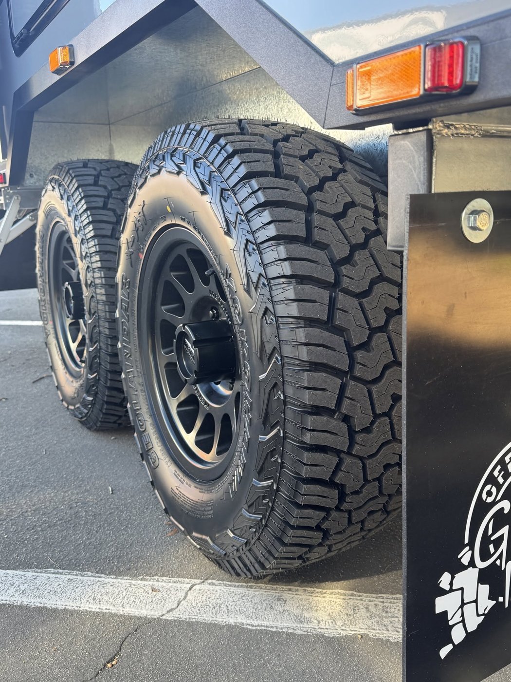 Method alloy wheels with Yokohama all-terrain tyres on a tandem axle