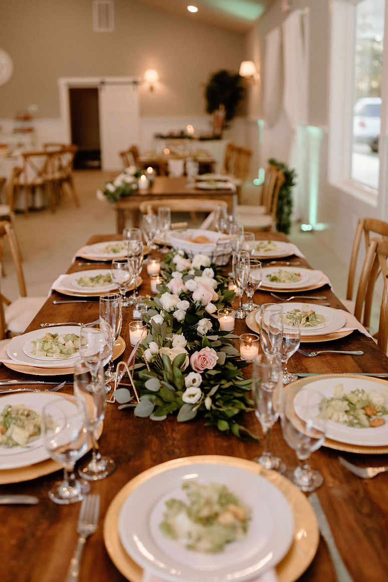 centerpiece-Brittany Lauren Photography.jpg
