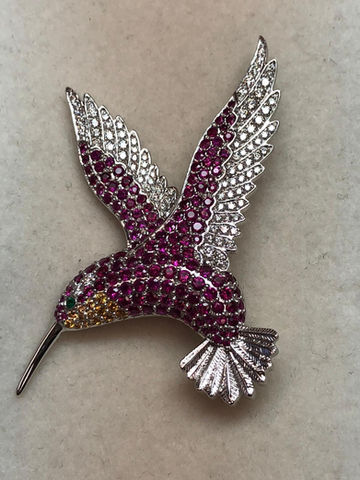 Custom hummingbird brooch with diamonds and rubies, precision-crafted for B2B jewelry brands, private label collections, and boutique retailers
