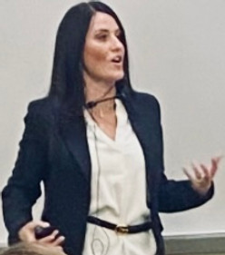 Presenting 3.jpg