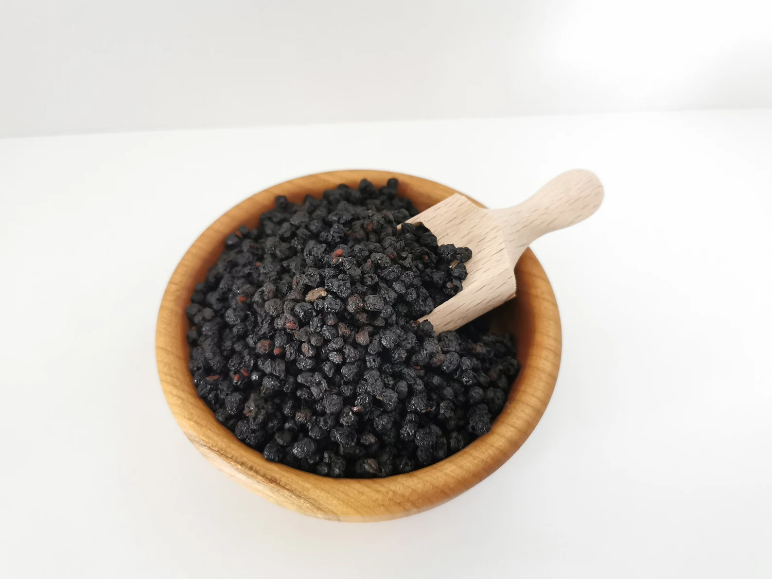 Organic Dried Black Elderberries Land & Sea