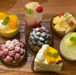 岡山産の果物を使用したケーキ