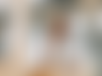 A Therapist’s Tips for Navigating Social Anxiety at Work