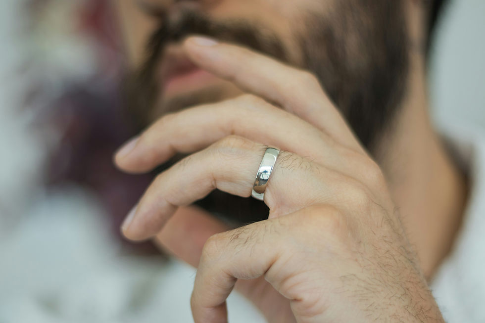 Man wearing wedding ring