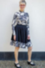 Zwarte cirkel rok van biologische stoffen