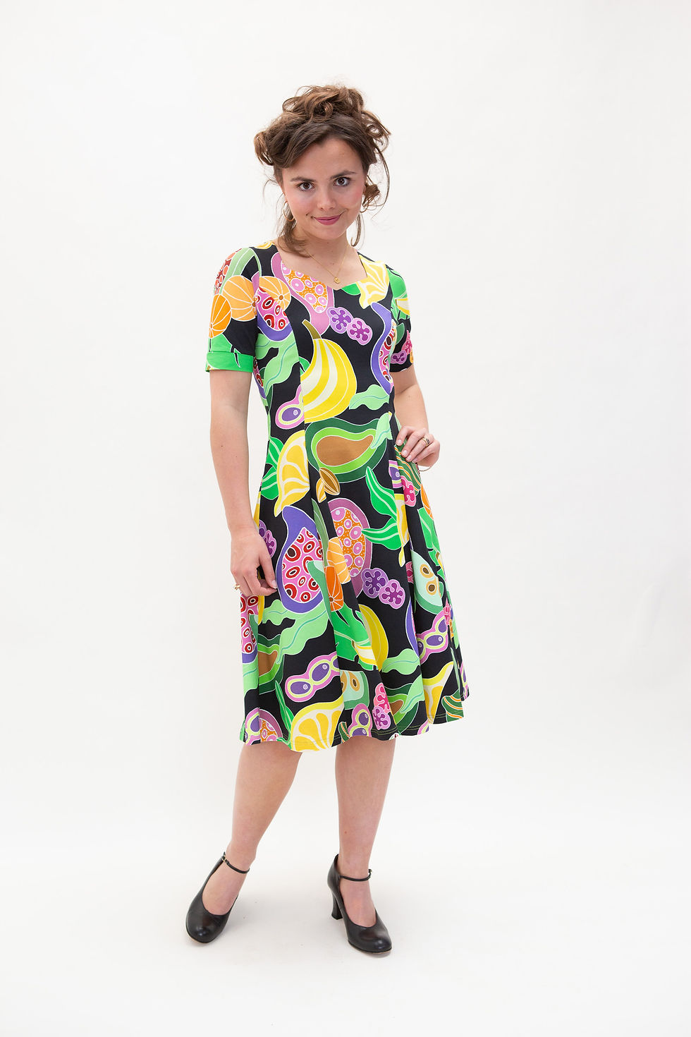 Kleurrijke jurk van biologische stof 