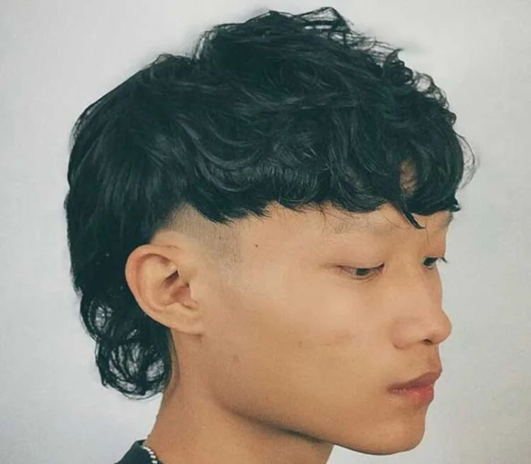 Ruffled mullet