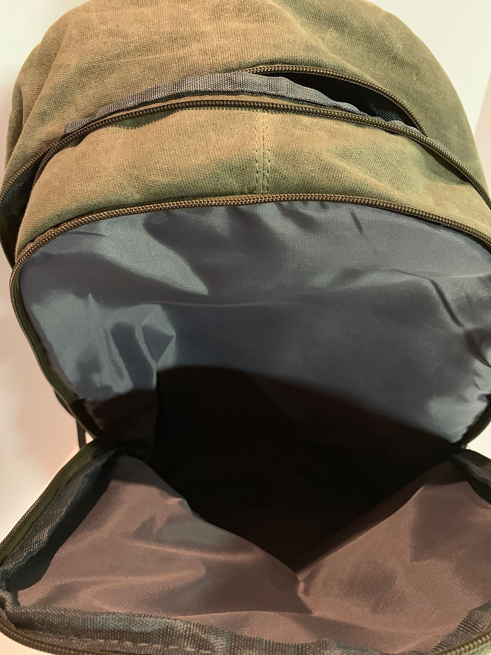 Thumbnail: Great Lakes Pursuit Retro Waxed Canvas Army Green Backpack 2.0