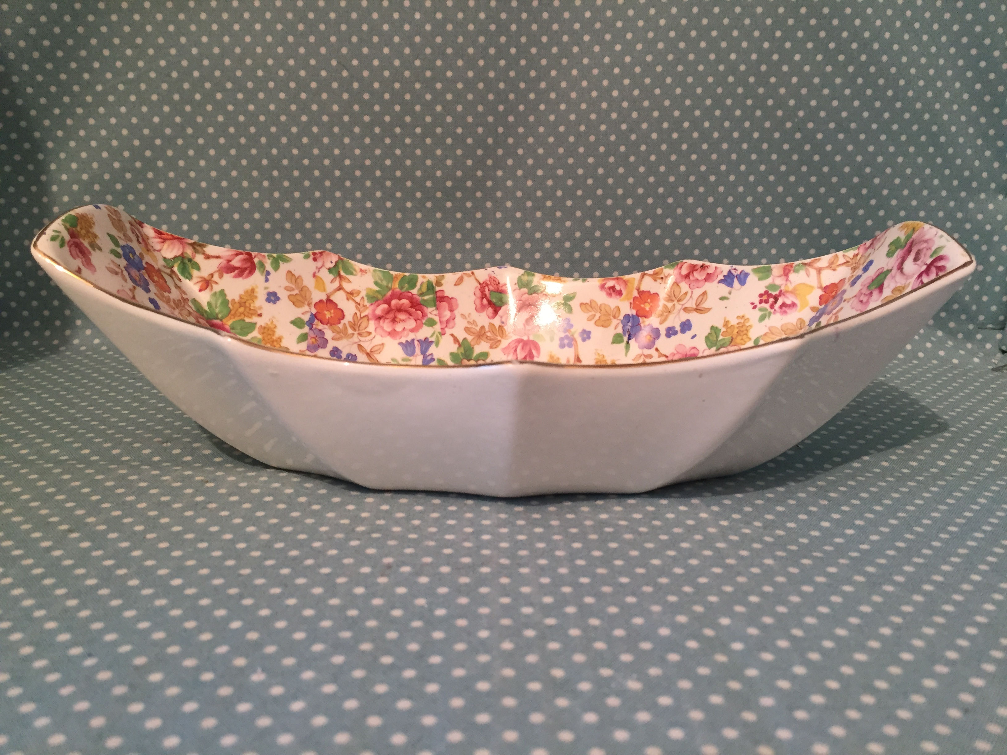 Ridgway Pottery Cobridge Lawley chintz dish.