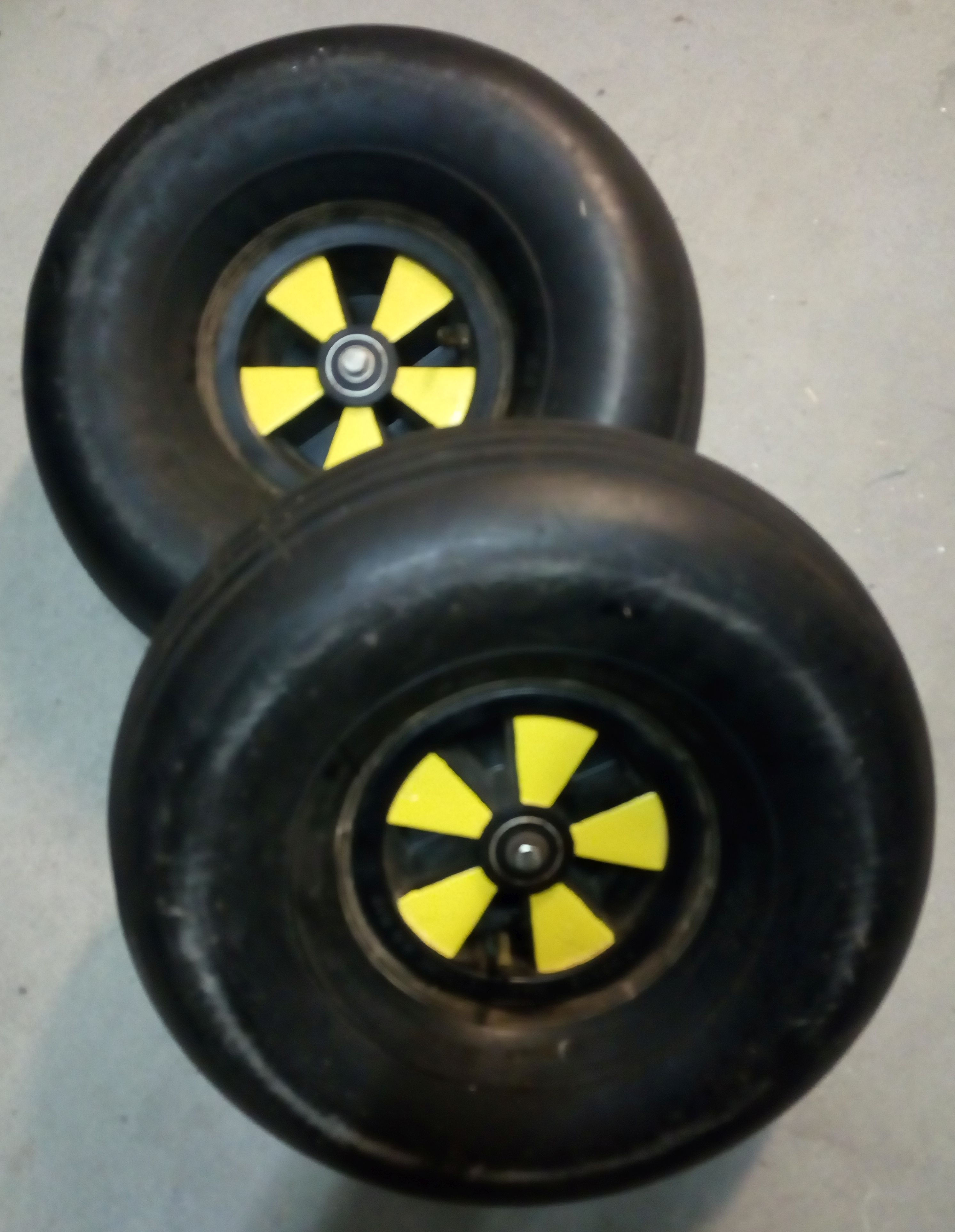 Bigfootreifen  - Mietdauer: 2 Wochen