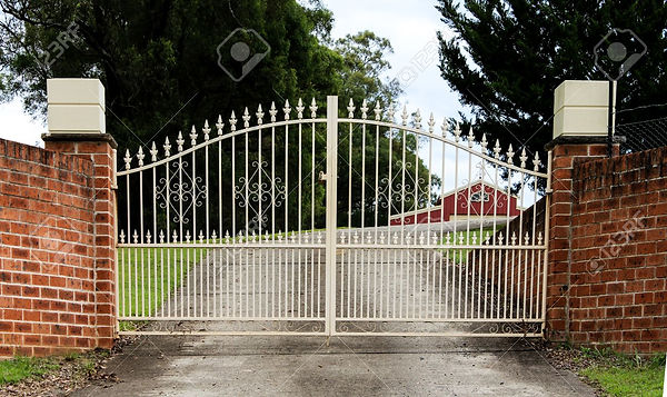 63975251-wrought-iron-metal-driveway-ent