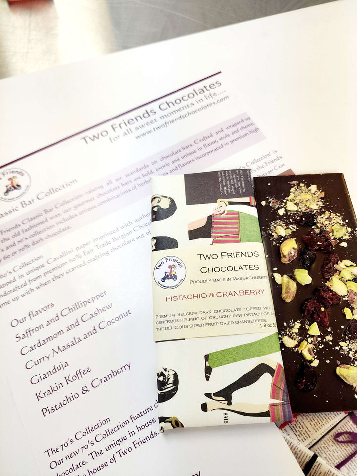 Pistachio and cranberry chocolate bar