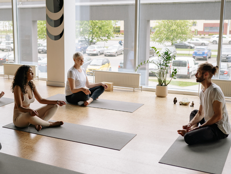 ヨガ 資格 ヨガ講師に必要な３つの資質とは？