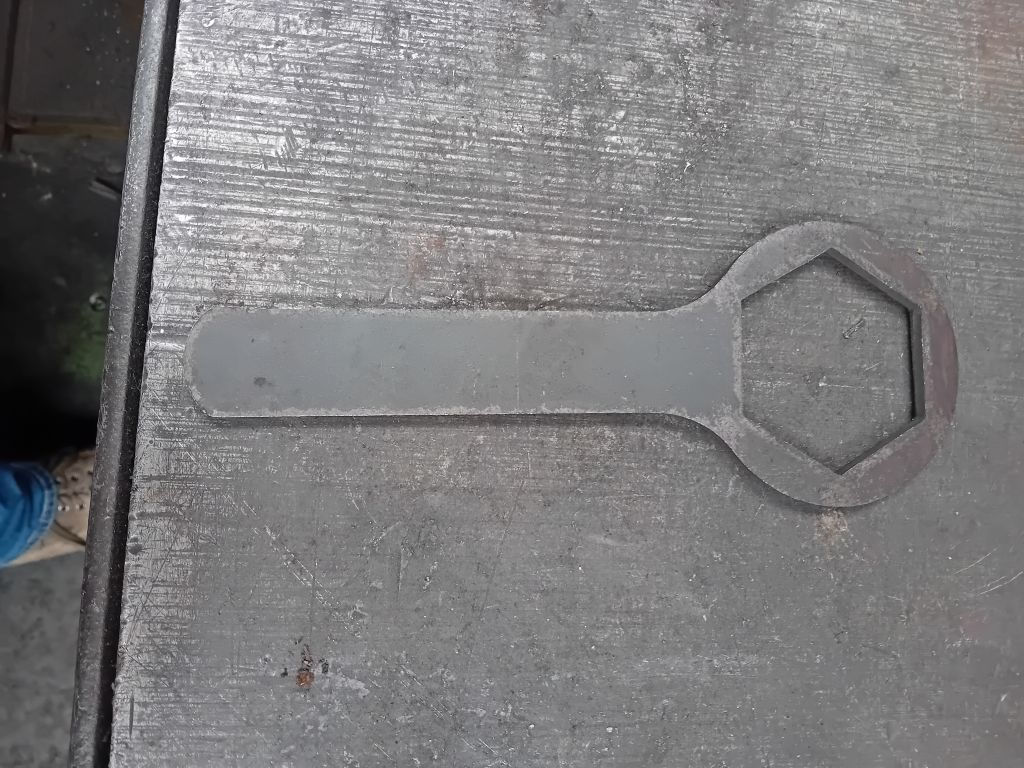 Klucz oczkowy specjalny 60