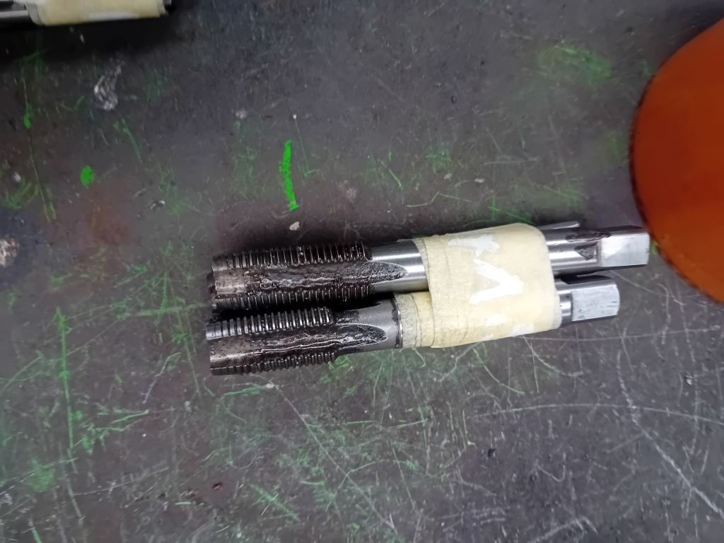 Gwintowniki M16x1,5    2kpl (4szt)