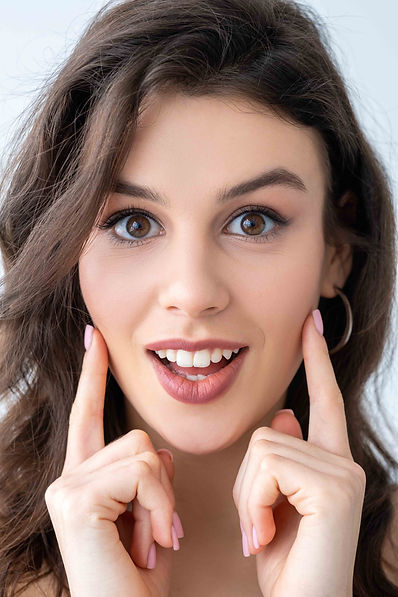 11.Cheek augmentation PRE AND POST.jpg