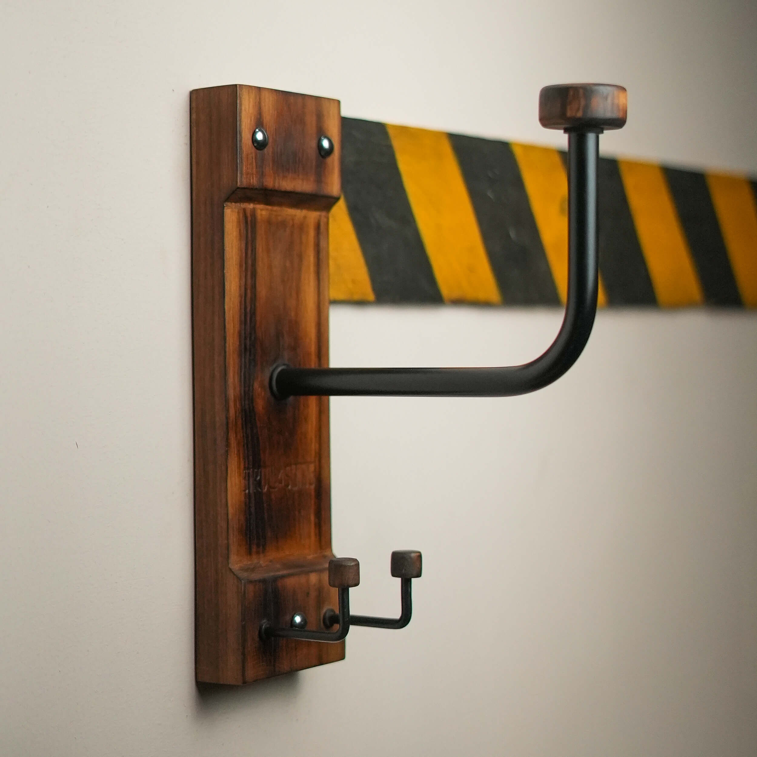 HELMET HOLDER BAR