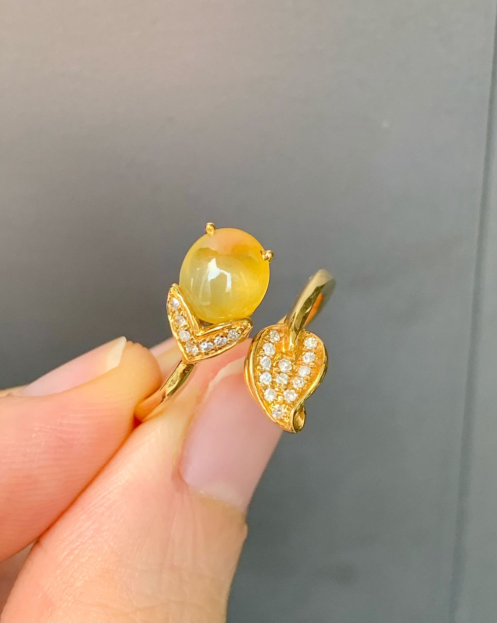 縮圖：天然翡翠配鑽石戒指