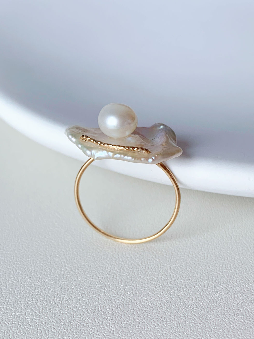 Thumbnail: Natural pearl gold filled ring