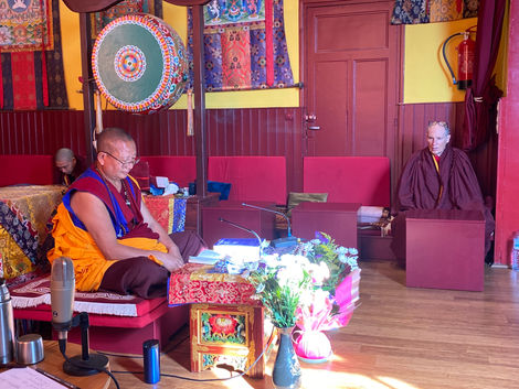 Premier enseignement public à Shenten