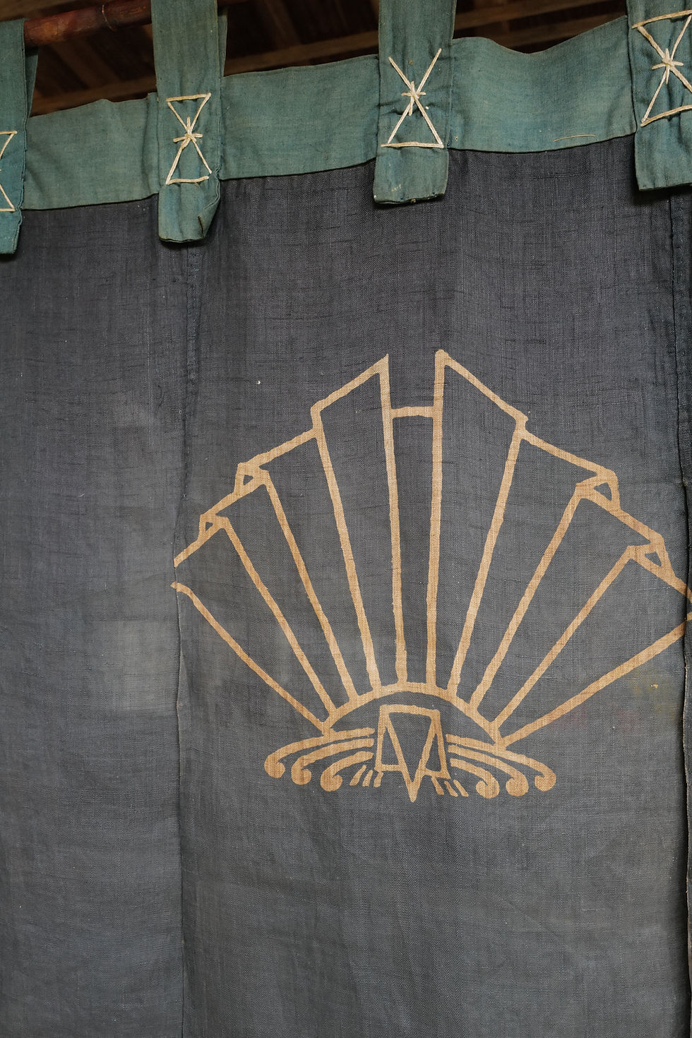 Thumbnail: Japanese vintage indigo-dyed ramie Noren shop curtains