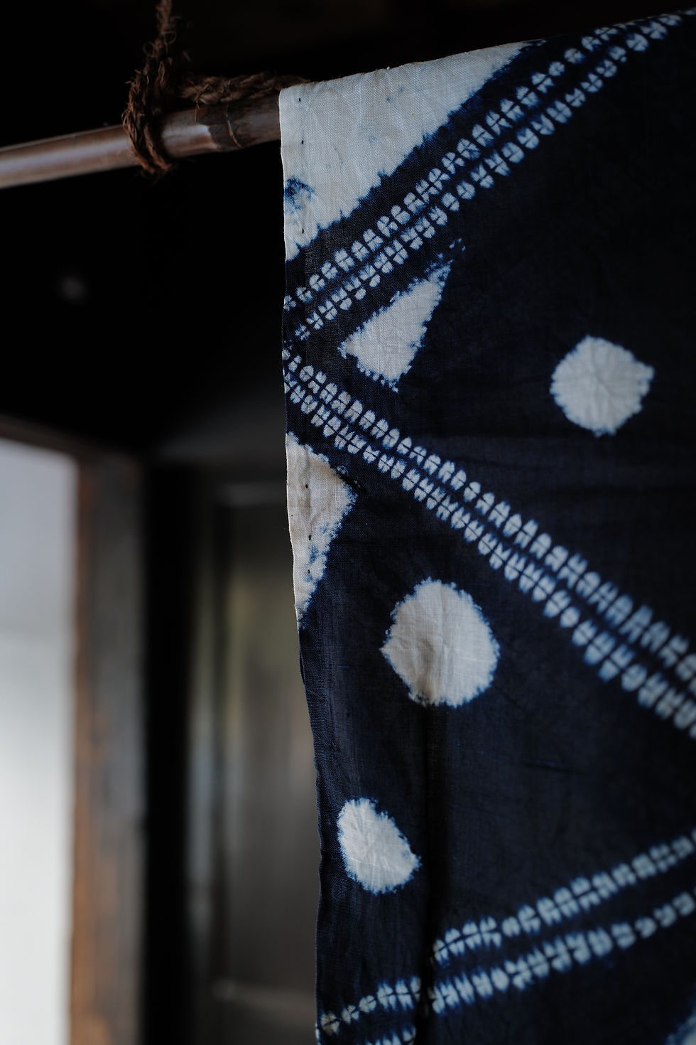 Thumbnail: Vintage shibori indigo tie-dye ramie kimono