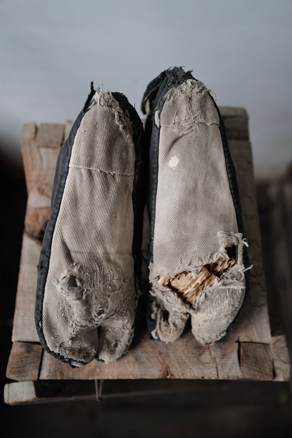 Thumbnail: Vintage Japanese Boro cotton Tabi shoes