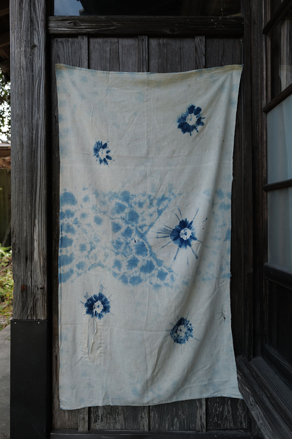 Thumbnail: Japanese vintage indigo Shibori dyed cotton fragment