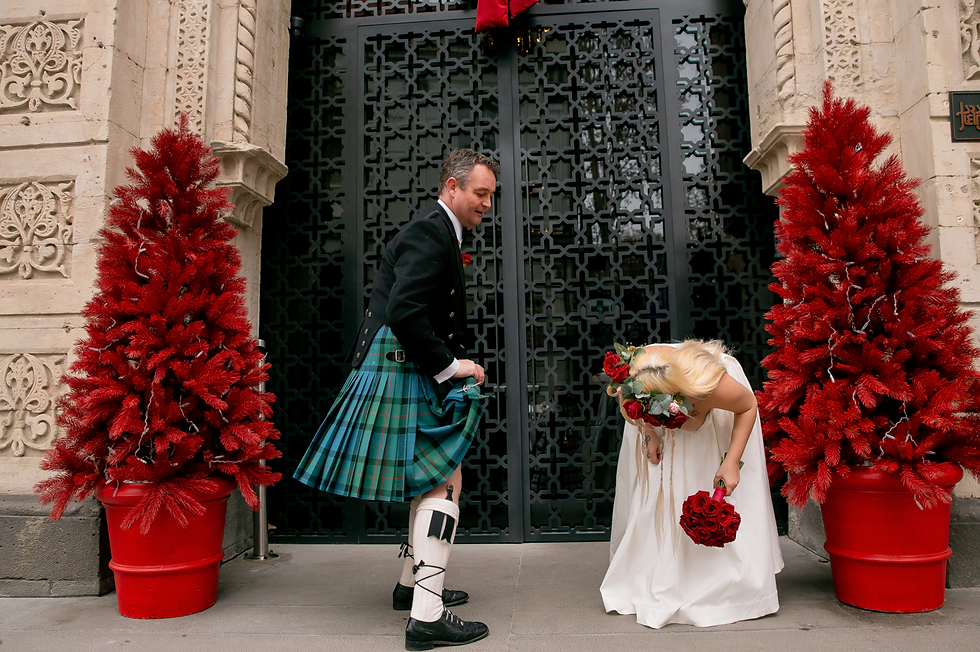 Traditions and symbolism of wedding garters: history and modern meaning