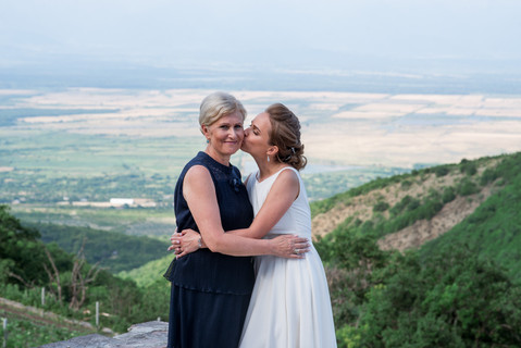 Bride with her mom