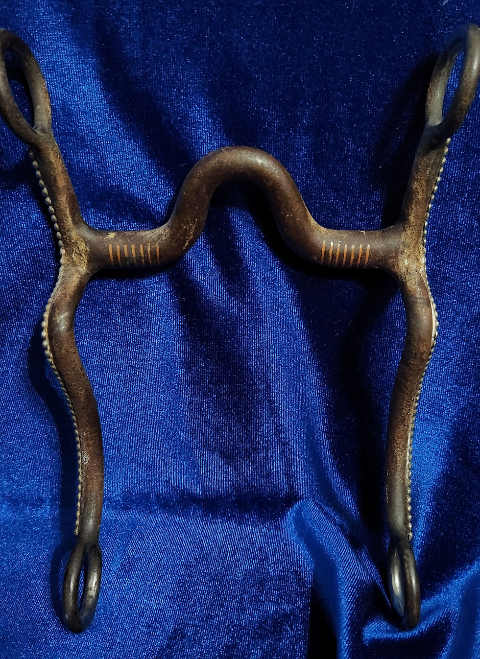 Thumbnail: Sterling Dotted Tire Iron Medium Port Bit by Ray Maheau