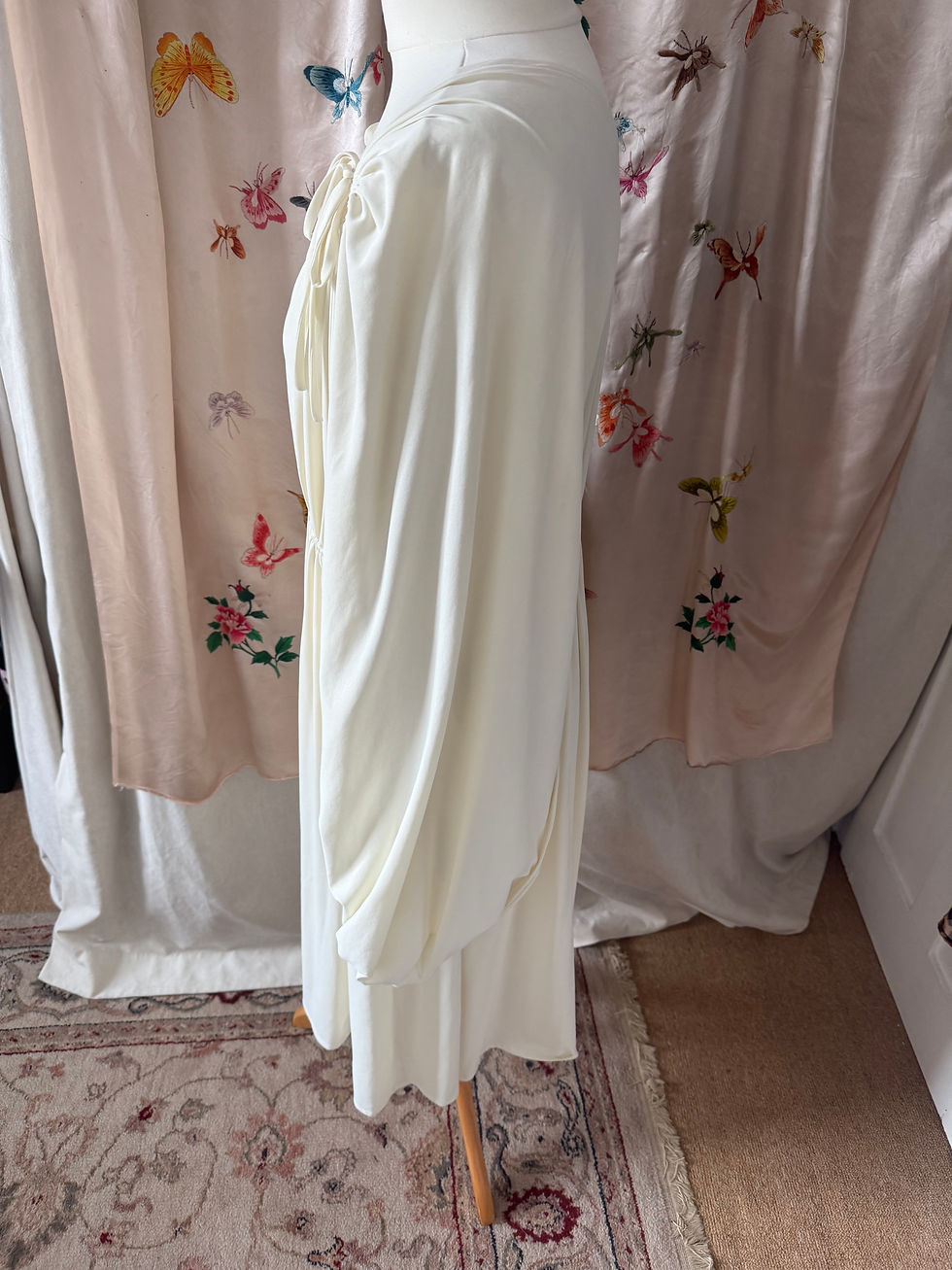 Thumbnail: Gorgeous Bow Detail Vintage Dress size 12-16