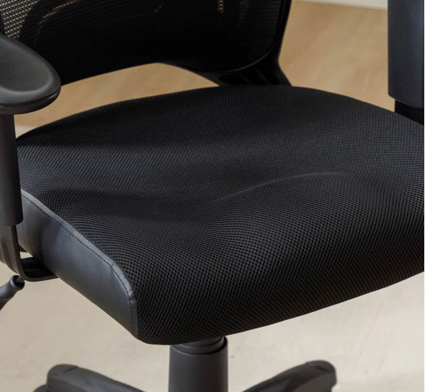 Thumbnail: Staples Mesh Task Chair - Black