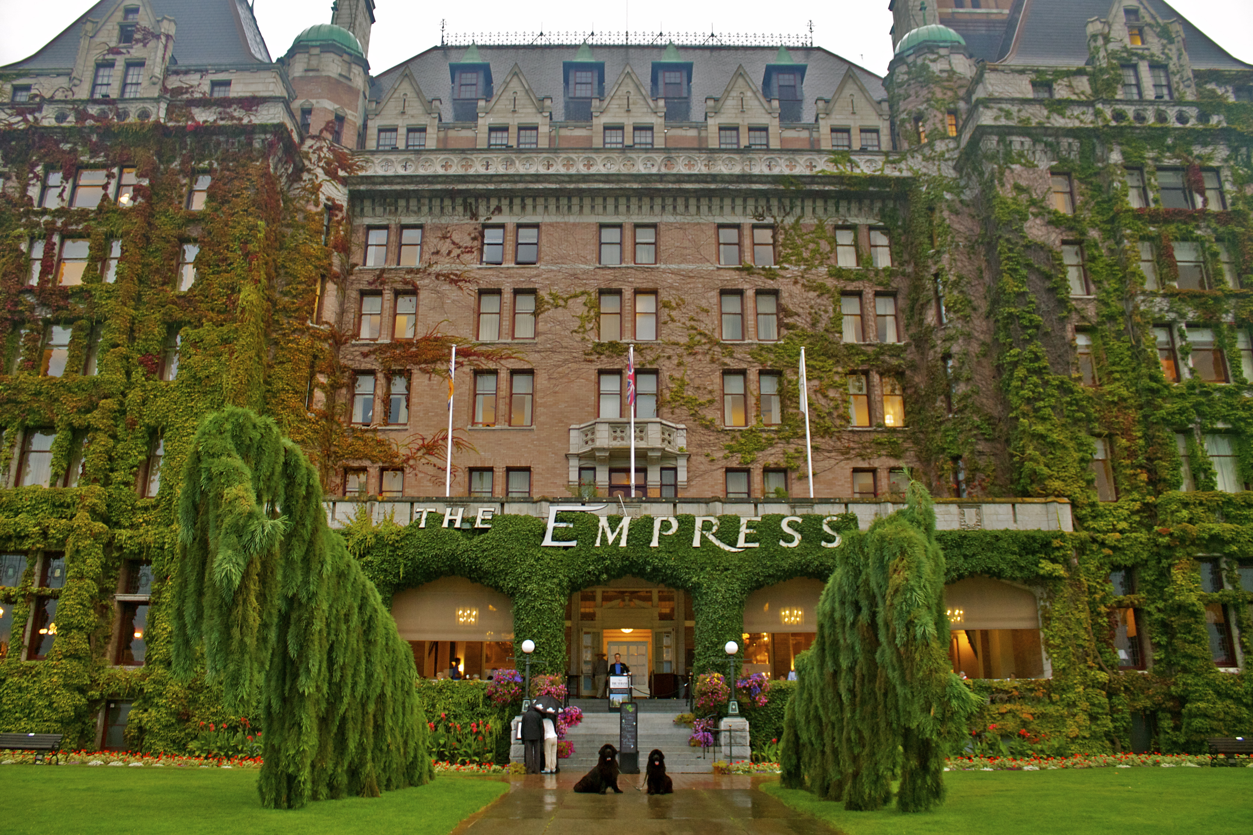 Victoria S Fairmont Empress Her New Owner The Bosa Family Victoria S Fairmont Empress Her New Owner The Bosa Family Mortgage Broker British Columbia Oake