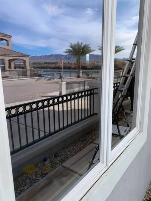 smart glas cleaning services