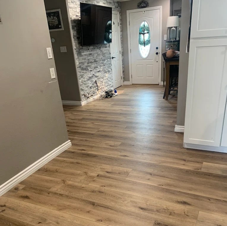 Vinyl Flooring in Tempe, AZ: Is It Worth It? | Dan D Flooring AZ