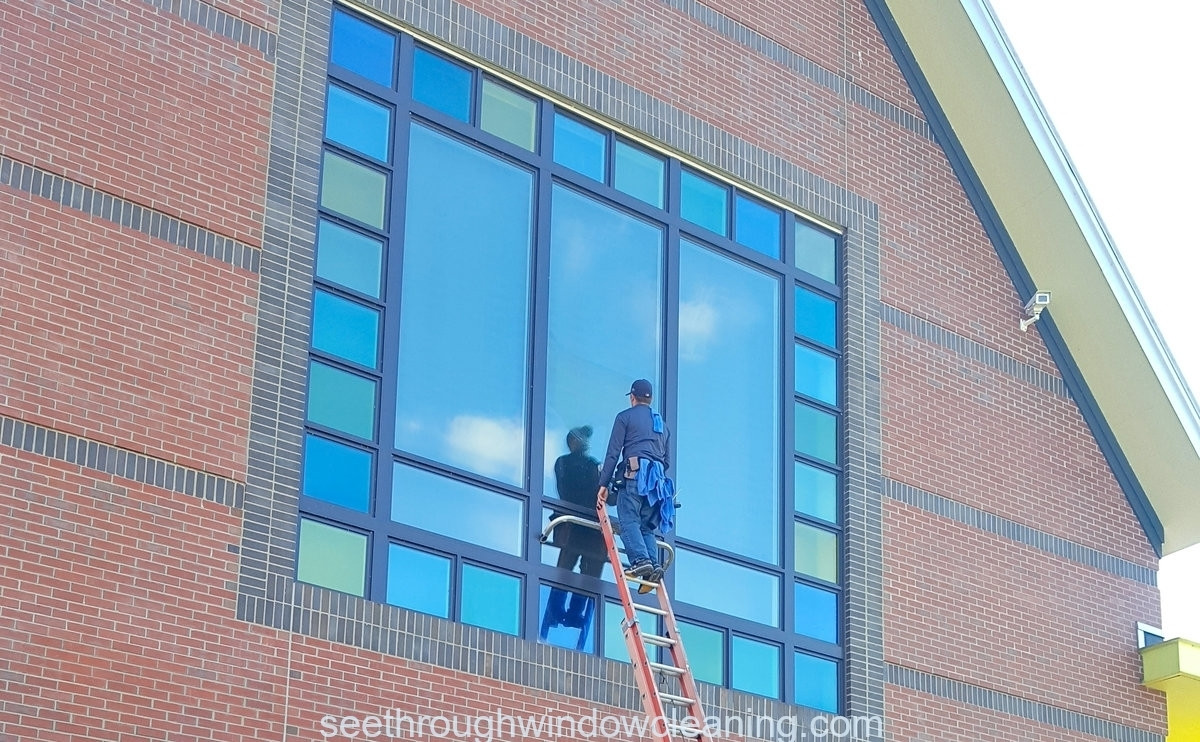 Top Notch Window Cleaning And Pressure Washing Services In Lincolnville